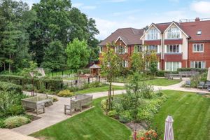 COMMUNAL GARDENS WITH SEATING- click for photo gallery
